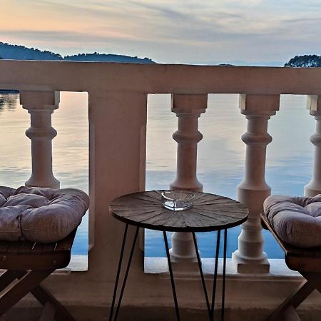 Apartament Adio Mare~Soba~ Pomena Zewnętrze zdjęcie