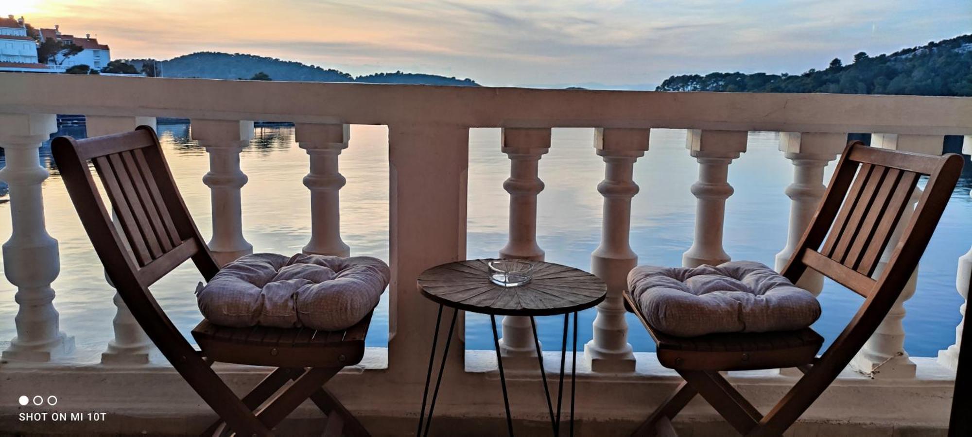 Apartament Adio Mare~Soba~ Pomena Zewnętrze zdjęcie